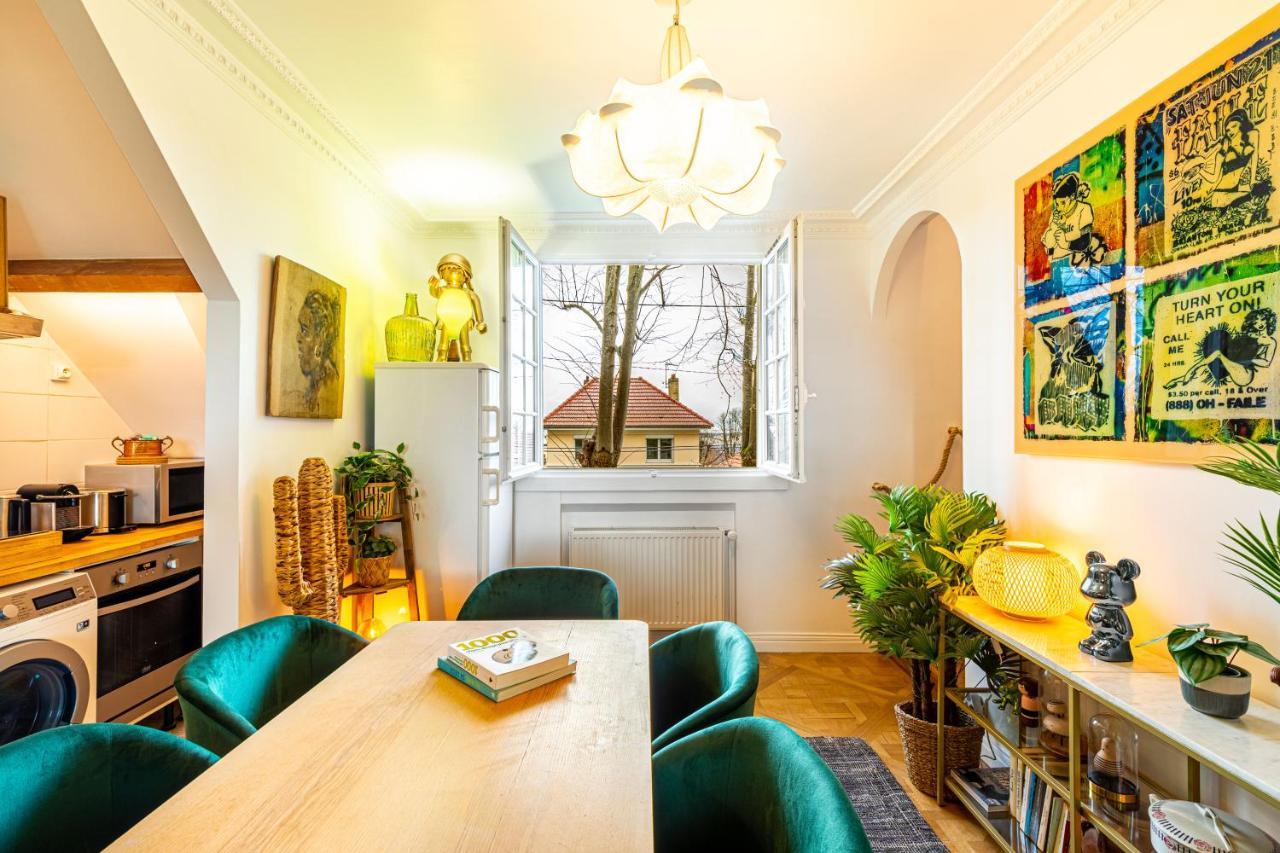 Art & Curiosity Cabinet Style Appartement With Paris View, Villa Des Ammonites Мьодон Екстериор снимка
